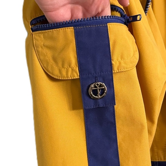 ⭐️ Vintage Mulberry Street Hooded Jacket | Men’s Medium | Lots of Pockets - Picture 5 of 13